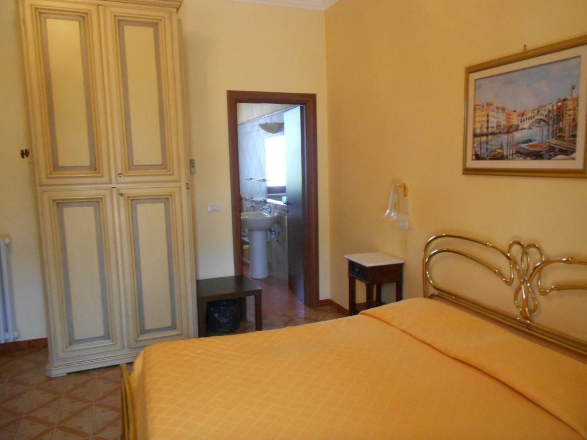 B&B Villa Di Bartolomeo Capaccio Eksteriør billede